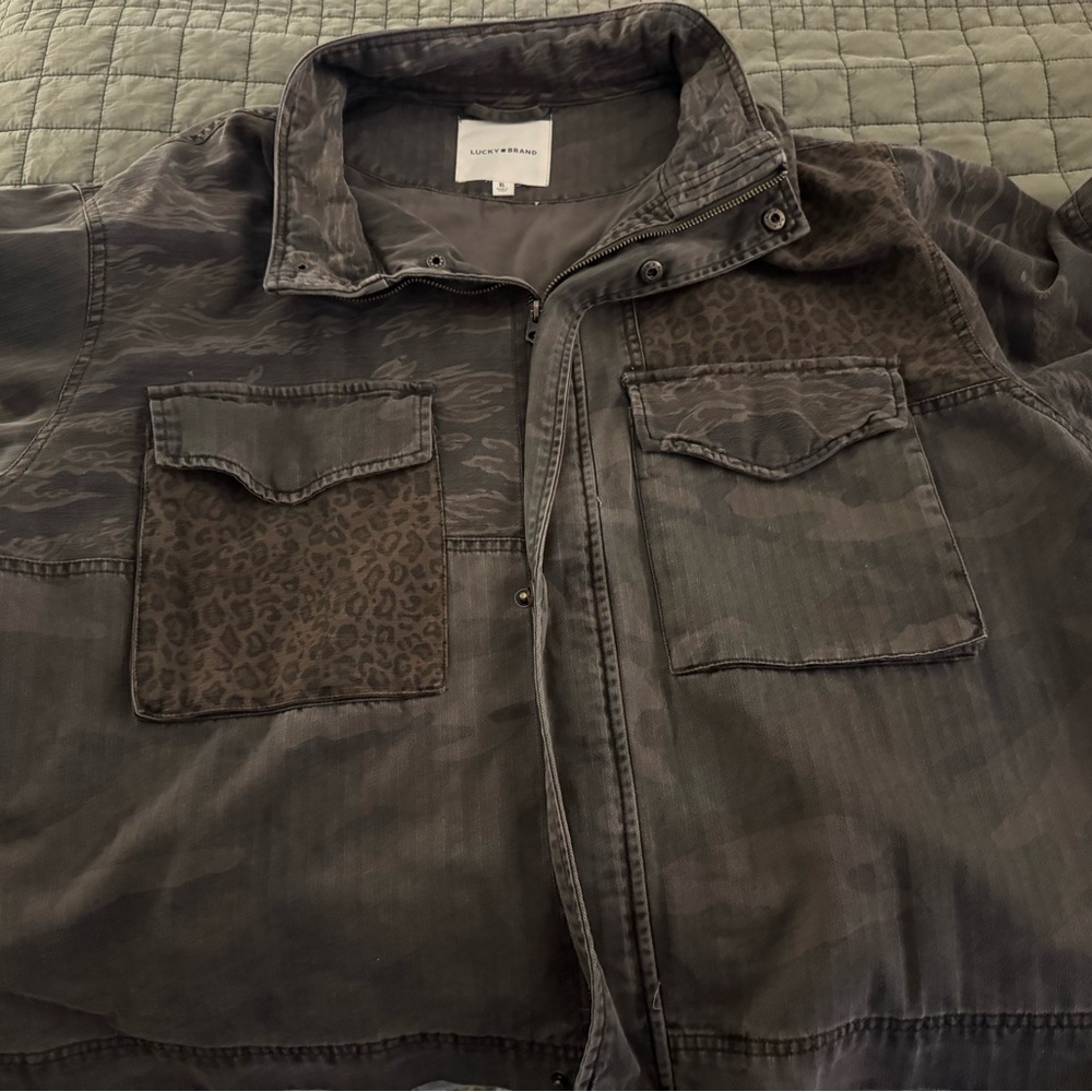 Lucky Brand Women's Gray Camo and Leopard Jacket - Picture 2 of 4